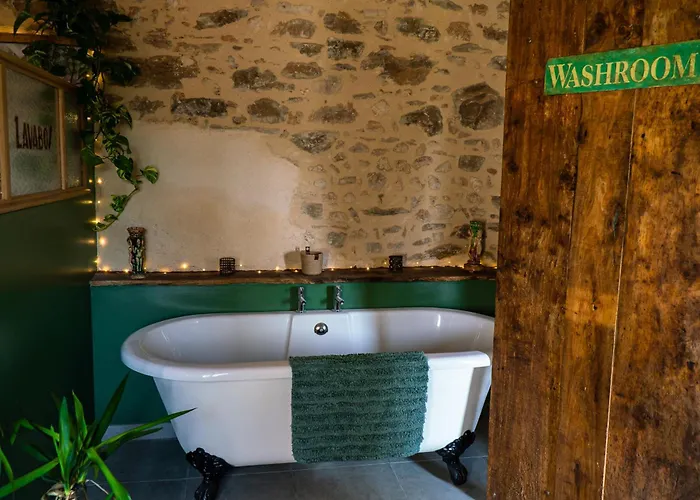 Pensión Jungle Vue Sur La Campagne A 15min D'albi Mouzieys-Teulet