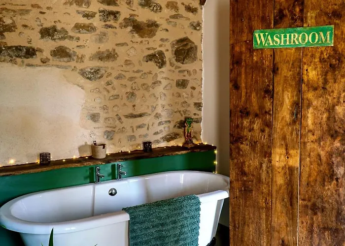 ゲストハウス Jungle Vue Sur La Campagne A 15min D'albi